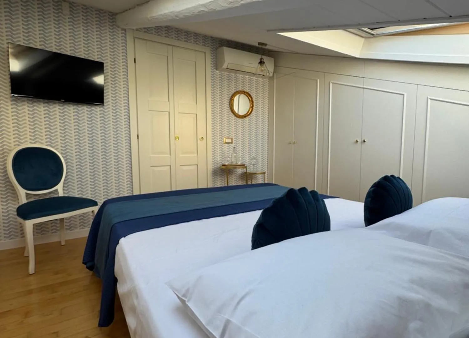 Aparthotel Lovolcano Naples