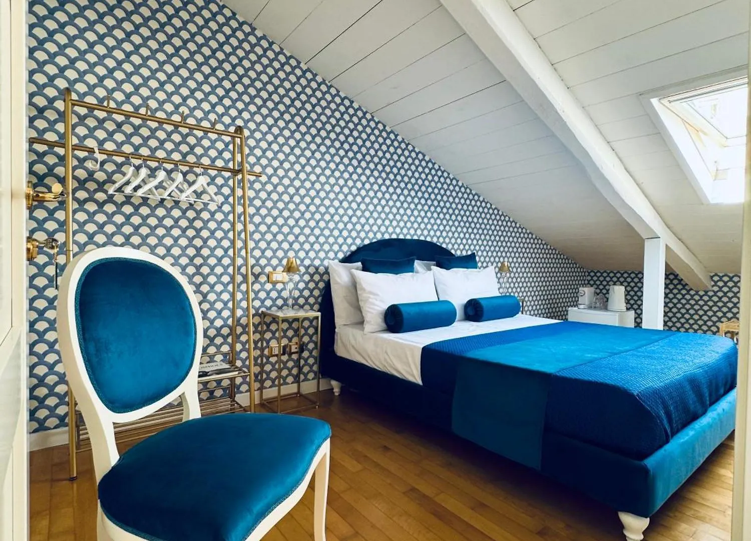 Aparthotel Lovolcano Naples Italy